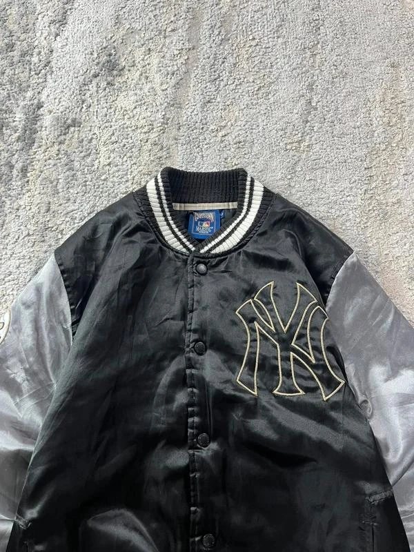 Jaqueta Bomber Majestic New York Yankees vintage dos anos 90 Cinza Preto Tamanho M – photo 5